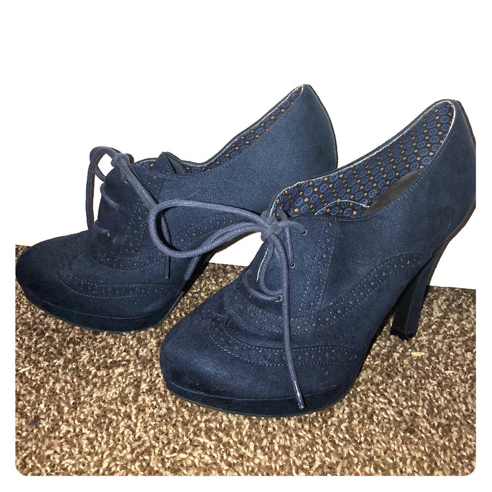 Fiomi heels. Worn a couple of times.